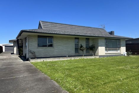 Photo of property in 12 Geraldine Crescent, Cloverlea, Palmerston North, 4412