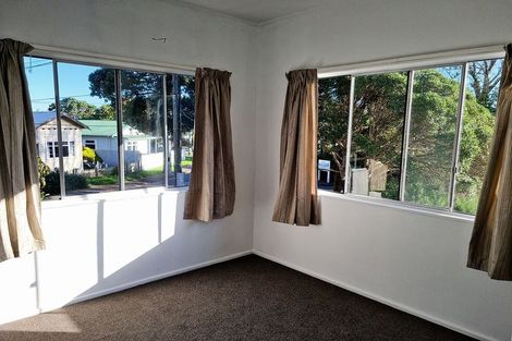Photo of property in 71b Randwick Crescent, Moera, Lower Hutt, 5010