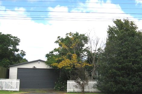 Photo of property in 1 Woodside Road, Massey, Auckland, 0614