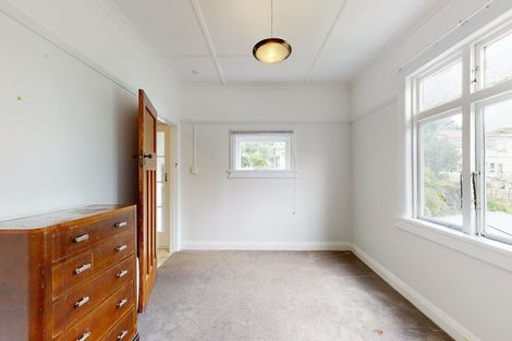 Photo of property in 132-136 Washington Avenue, Brooklyn, Wellington, 6021