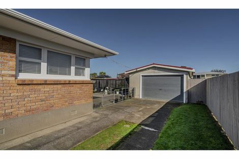 Photo of property in 203 Moanataiari Street, Thames, 3500