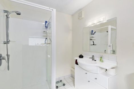 Photo of property in 10 Inverell Way, Seatoun, Wellington, 6022