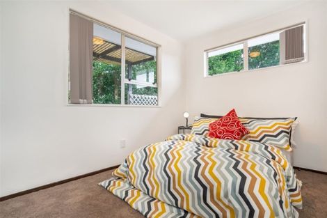 Photo of property in 56 Donovan Avenue, Massey, Auckland, 0614