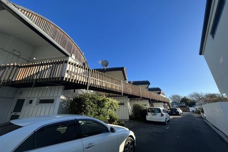 Photo of property in 4/136 Holly Road, St Albans, Christchurch, 8014