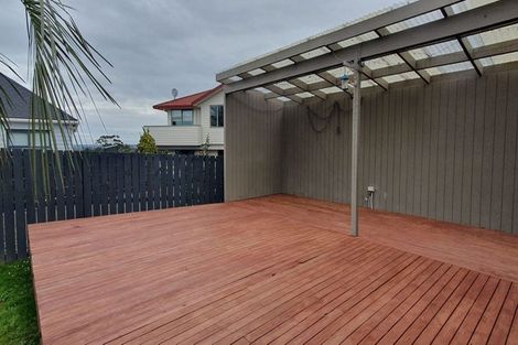 Photo of property in 27 Pahi Place, West Harbour, Auckland, 0618