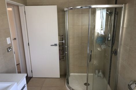 Photo of property in 1 Castlederg Drive, Flat Bush, Auckland, 2019