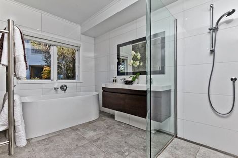 Photo of property in 68 Kowhai Road, Campbells Bay, Auckland, 0630