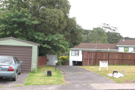 Photo of property in 19 Thistledew Place, Bayview, Auckland, 0629