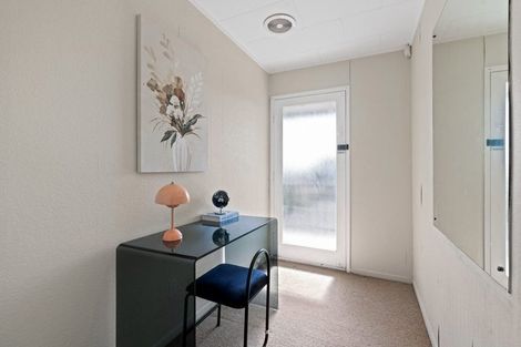 Photo of property in 9 Sungrove Rise, Sunnyvale, Auckland, 0612