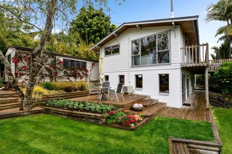 Photo of property in 92 Poaka Avenue, Dinsdale, Hamilton, 3204