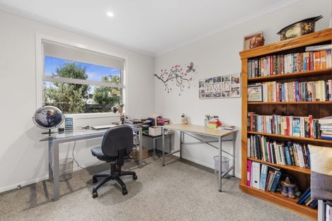 Photo of property in 8a No 2 Road, Te Puke, 3119