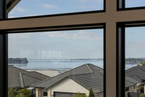 Photo of property in 50 Bert Wall Drive, Omokoroa, 3114