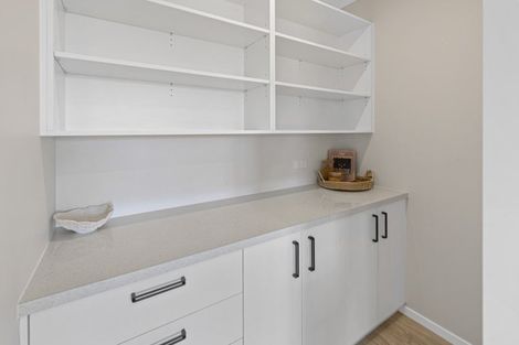 Photo of property in 9 Oak Place, Levin, 5510