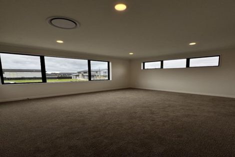 Photo of property in 3 Kikorangi Drive, Wainui, 0992