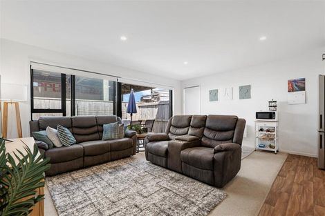 Photo of property in 17 Owens Place, Mount Maunganui, 3116