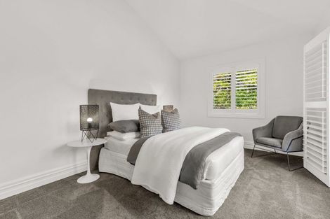 Photo of property in 6 Emily Lane, Greenhithe, Auckland, 0632