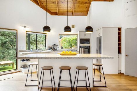 Photo of property in 24a Seaview Avenue, Northcote, Auckland, 0627