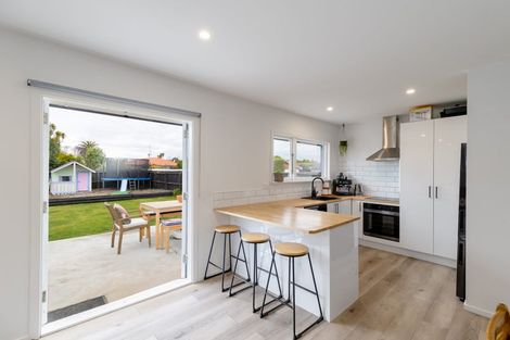 Photo of property in 5 Cromer Place, New Brighton, Christchurch, 8062