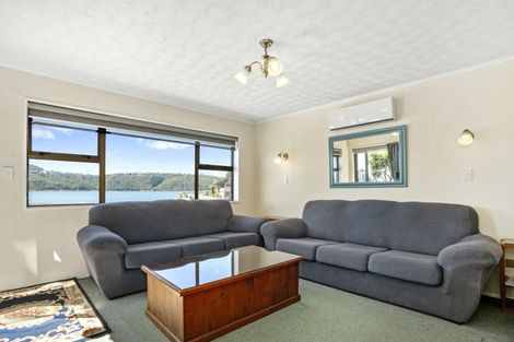 Photo of property in 208 Evans Bay Parade, Hataitai, Wellington, 6021