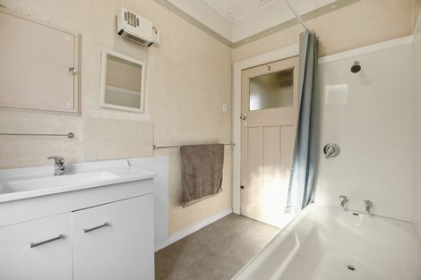 Photo of property in 35a Macandrew Road, South Dunedin, Dunedin, 9012