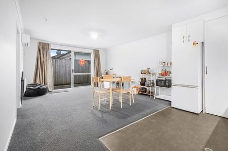 Photo of property in 3u2 June Place, Hamilton East, Hamilton, 3216