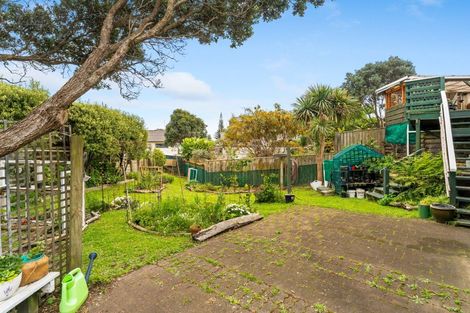 Photo of property in 53 Tasman Road, Otaki Beach, Otaki, 5512