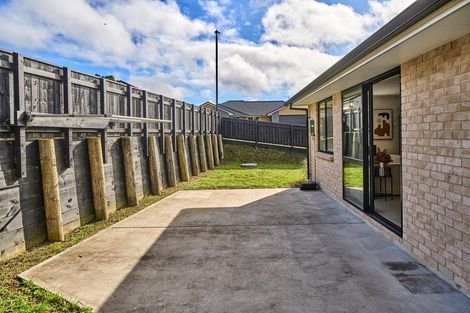 Photo of property in 6 Topsail Way, Whitby, Porirua, 5024