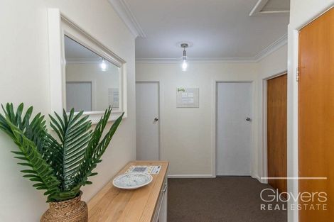 Photo of property in 21 Ngaio Road, Titirangi, Auckland, 0604