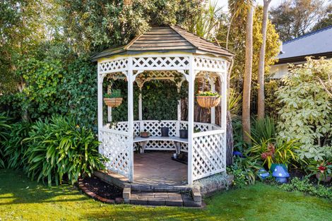 Photo of property in 21 Karina Terrace, Roslyn, Palmerston North, 4414