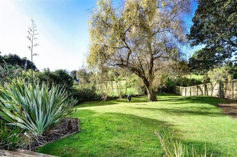 Photo of property in 2/11 Kahika Road, Birkdale, Auckland, 0626