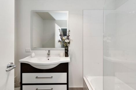 Photo of property in 23u7 Marama Street, Frankton, Hamilton, 3204