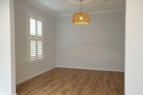 Photo of property in 40 Rua Street, Lyall Bay, Wellington, 6022