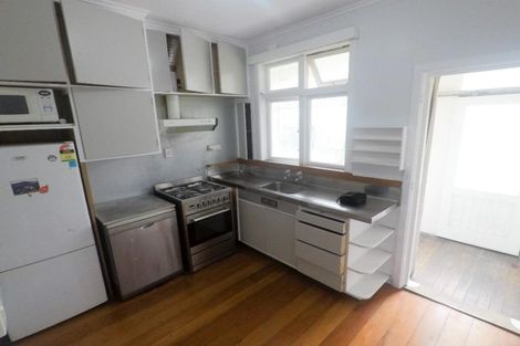 Photo of property in 14 Wright Street, Mount Cook, Wellington, 6021