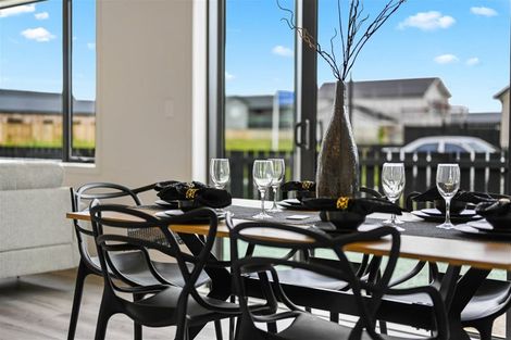 Photo of property in 8 Guillaume Street, Chartwell, 3210