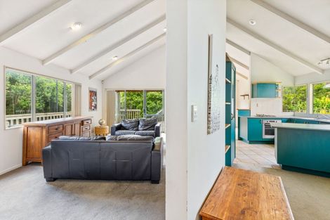 Photo of property in 90a Atkinson Road, Titirangi, Auckland, 0604
