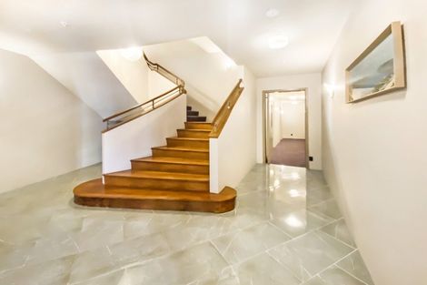 Photo of property in 102/3u Roxburgh Street, Mount Victoria, Wellington, 6011
