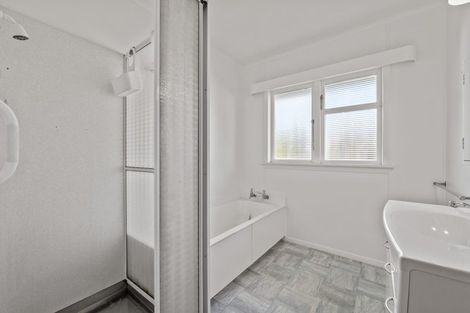 Photo of property in 9a Chilman Street, Strandon, New Plymouth, 4312