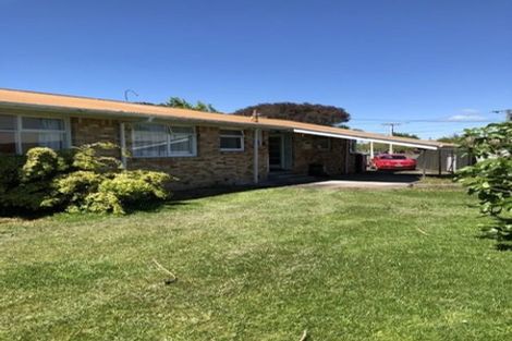 Photo of property in 33 Pulham Crescent, Queenwood, Hamilton, 3210