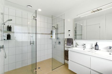 Photo of property in 10 Cottonwood Close, Paraparaumu Beach, Paraparaumu, 5032