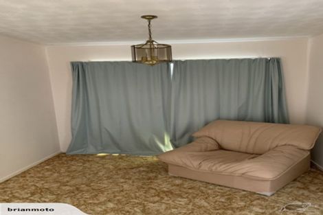Photo of property in 44 Escort Grove, Awapuni, Palmerston North, 4412