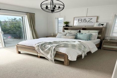 Photo of property in 12 Astelia Lane, Papamoa Beach, Papamoa, 3118