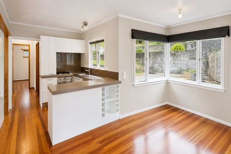 Photo of property in 17 Elizabeth Place, Ferndale, New Plymouth, 4310