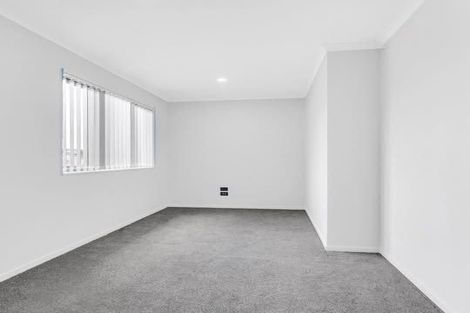 Photo of property in 147c Bucklands Beach Road, Bucklands Beach, Auckland, 2012