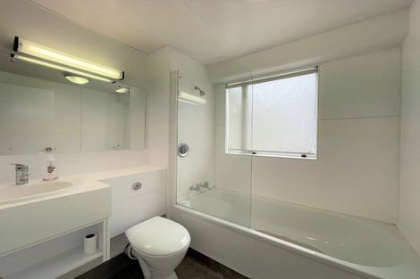 Photo of property in Capital Hill Apartments, 25/54u Hill Street, Thorndon, Wellington, 6011