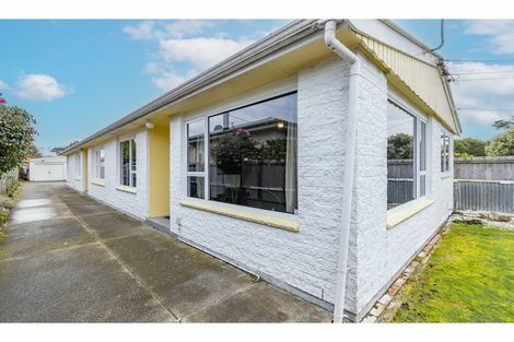 Photo of property in 28 Collingwood Street, New Brighton, Christchurch, 8061
