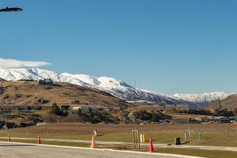 Photo of property in 11 Kahiwi Drive, Lower Shotover, 9304