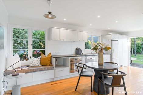 Photo of property in 18 Durham Street, Te Atatu Peninsula, Auckland, 0610