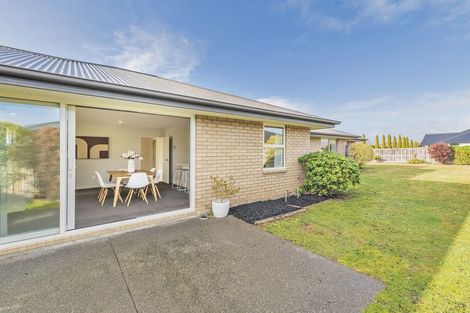 Photo of property in 5 Beachvale Drive, Kaiapoi, 7630