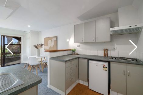 Photo of property in 10 Sherwood Lane, Cashmere, Christchurch, 8022