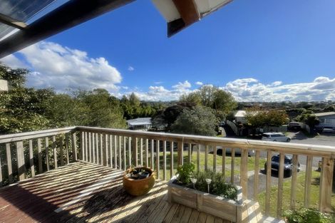 Photo of property in 17 Kelkirk Street, Kelston, Auckland, 0602